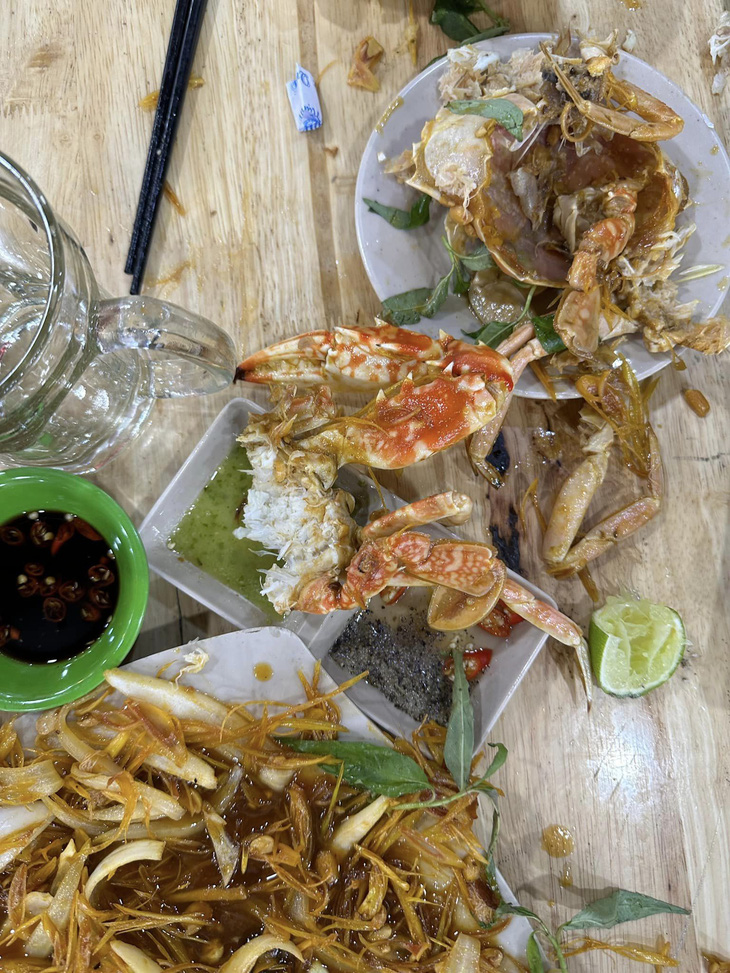 The leftovers of the seafood. Photo: Screenshot