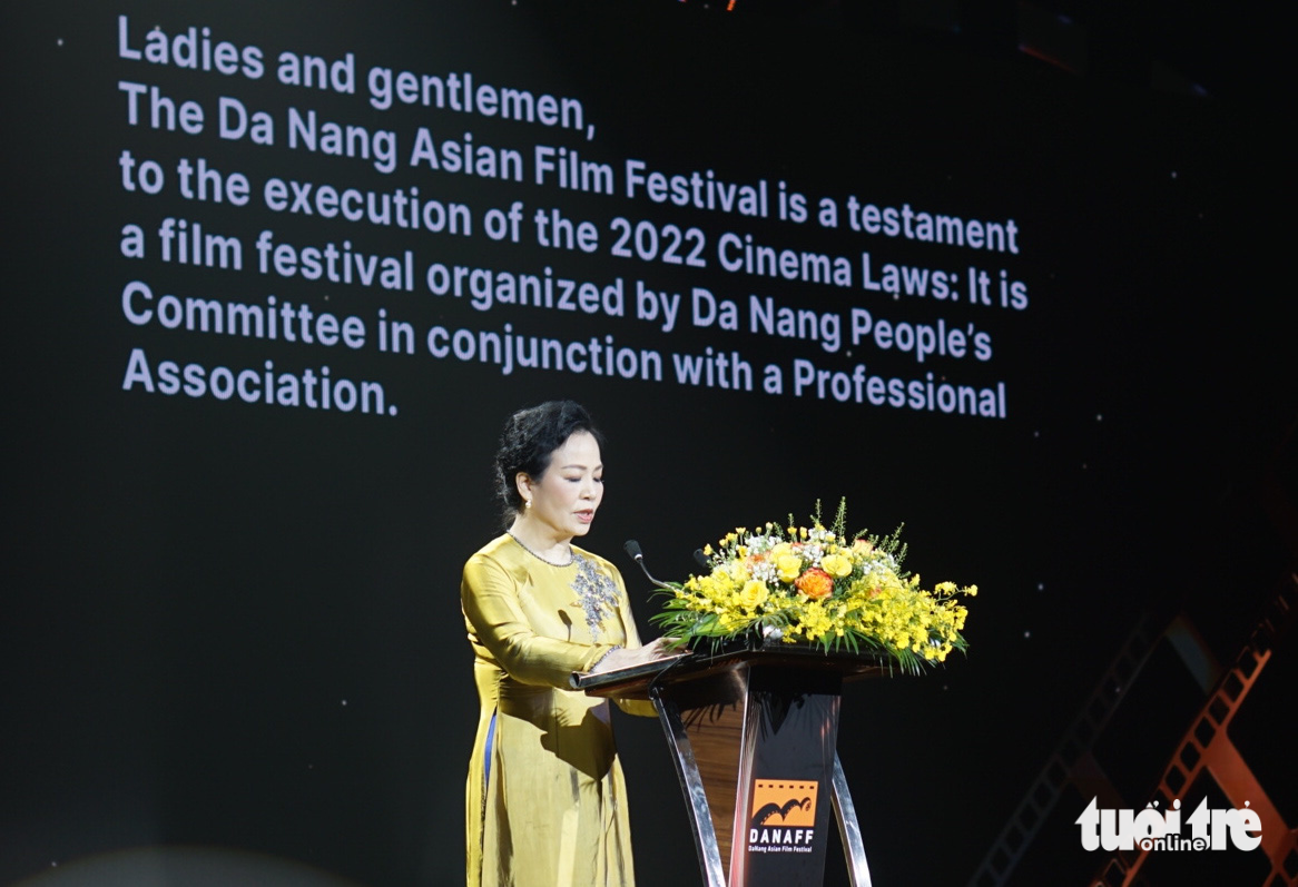 Ngo Phuong Lan, director of the Vietnam Cinema Department, speaks at the opening ceremony of the inaugural Da Nang Asian Film Festival (DANAFF) in Da Nang City, central Vietnam, May 9, 2023. Photo: Tran Mac / Tuoi Tre