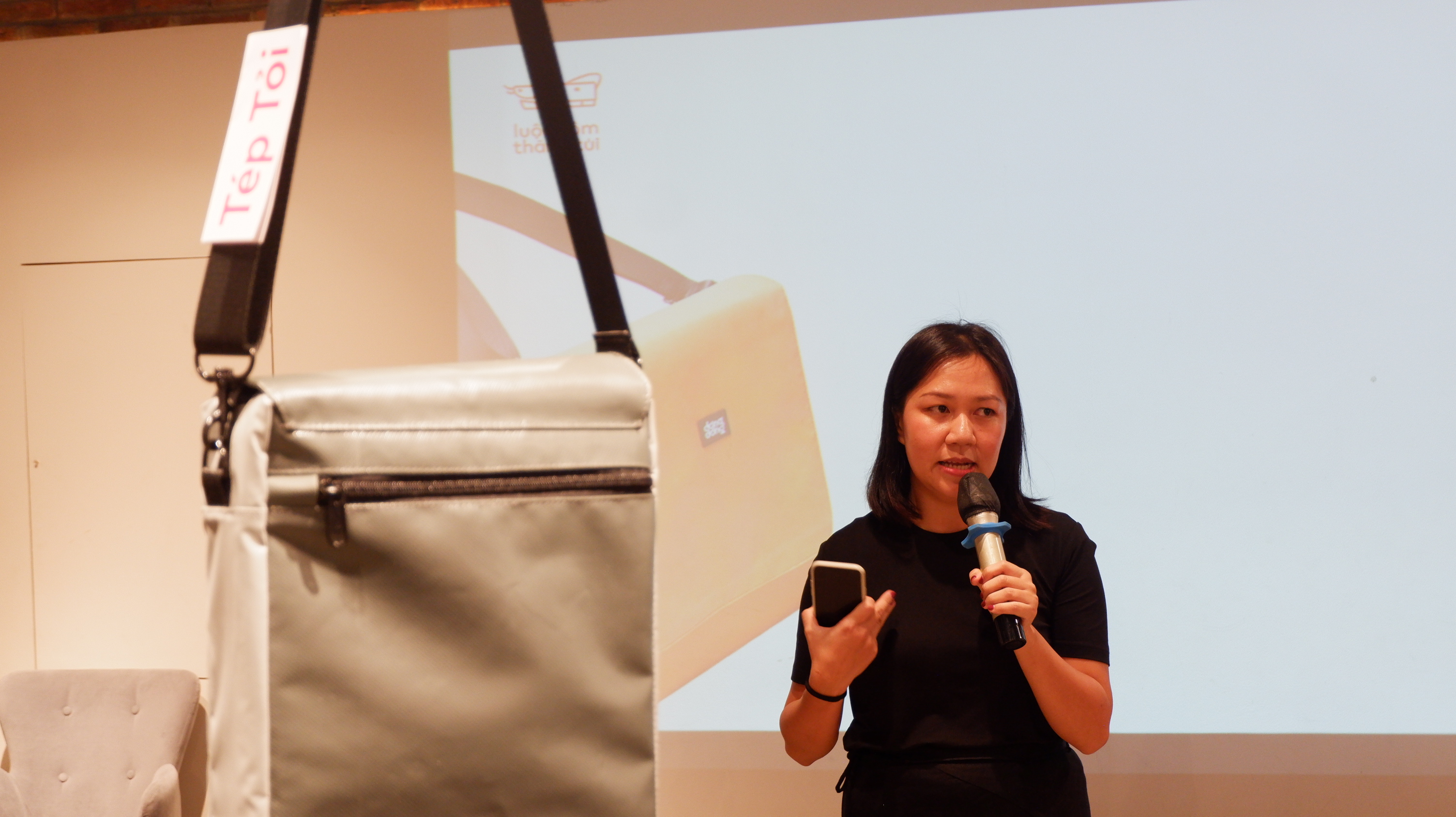 Tran Kieu Anh, founder and CEO of Dong Dong, speaks at a launch event hosted by Dong Dong in Ho Chi Minh City on June 15, 2023. Photo: Dong Nguyen / Tuoi Tre News