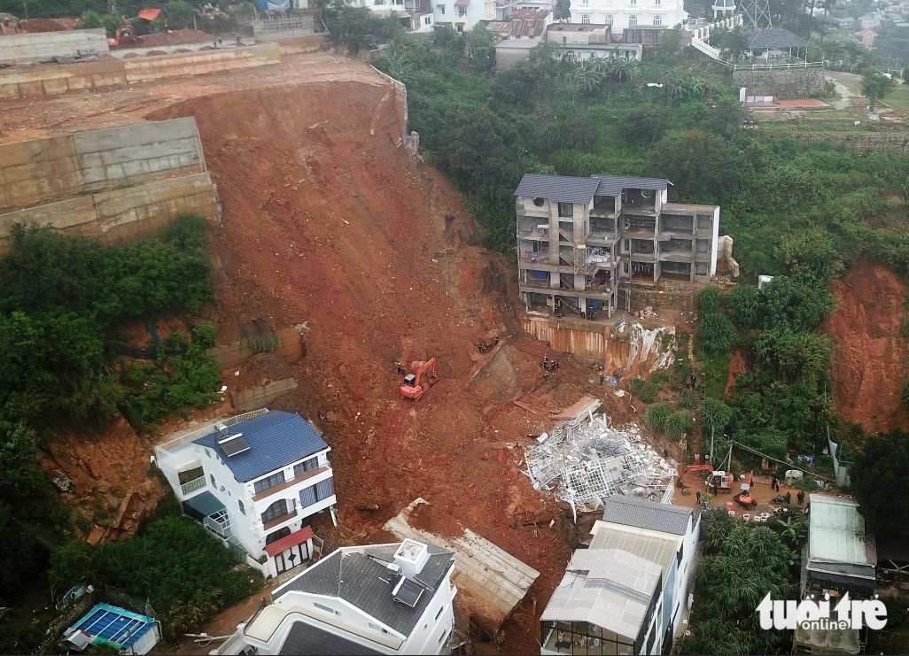 The scene of a fatal landslide on June 29, 2023 in Da Lat City, located in Vietnam’s Central Highlands province of Lam Dong. Photo: M.V / Tuoi Tre