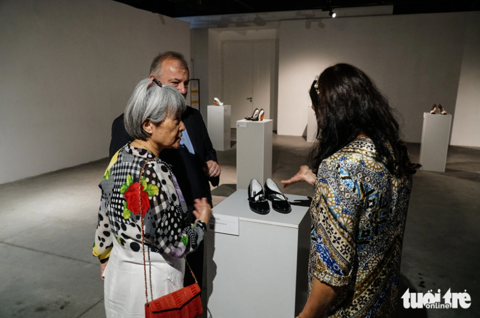 The exhibition showcases 24 pairs of shoes worth a combined $25,000. Photo: Nguyen Hien / Tuoi Tre