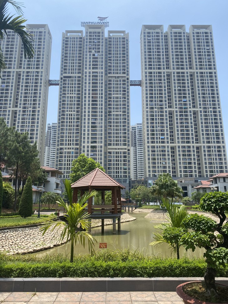 Foreign investors are interested in housing projects with completed legal procedures. Photo: B.Ngoc / Tuoi Tre