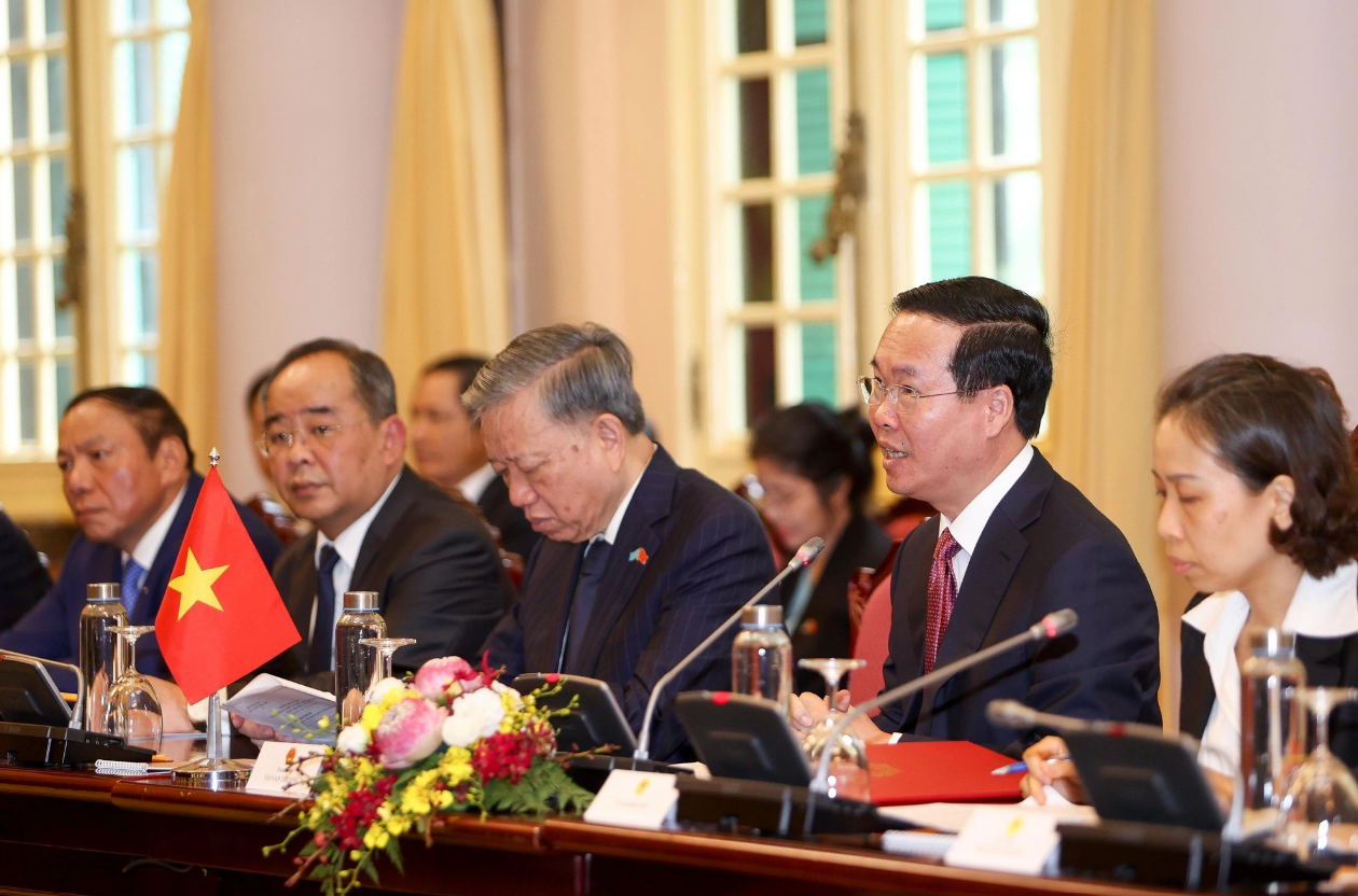 During his three-day visit in Vietnam, President Tokayev will meet with leaders of the Vietnamese Party, state, government, and lawmaking National Assembly, according to the Vietnamese Ministry of Foreign Affairs. Photo: Nguyen Khanh / Tuoi Tre