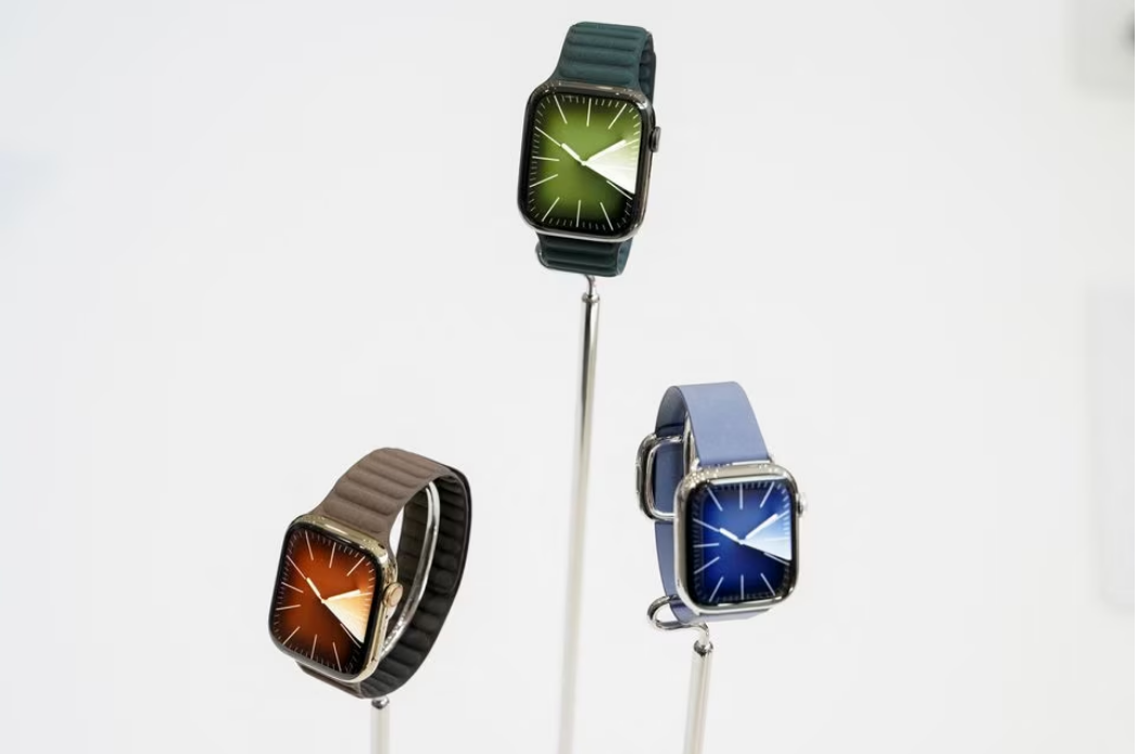 New Apple Watches Ultra 2 are displayed during the 'Wonderlust' event at the company's headquarters in Cupertino, California, U.S. September 12, 2023. Photo: Reuters