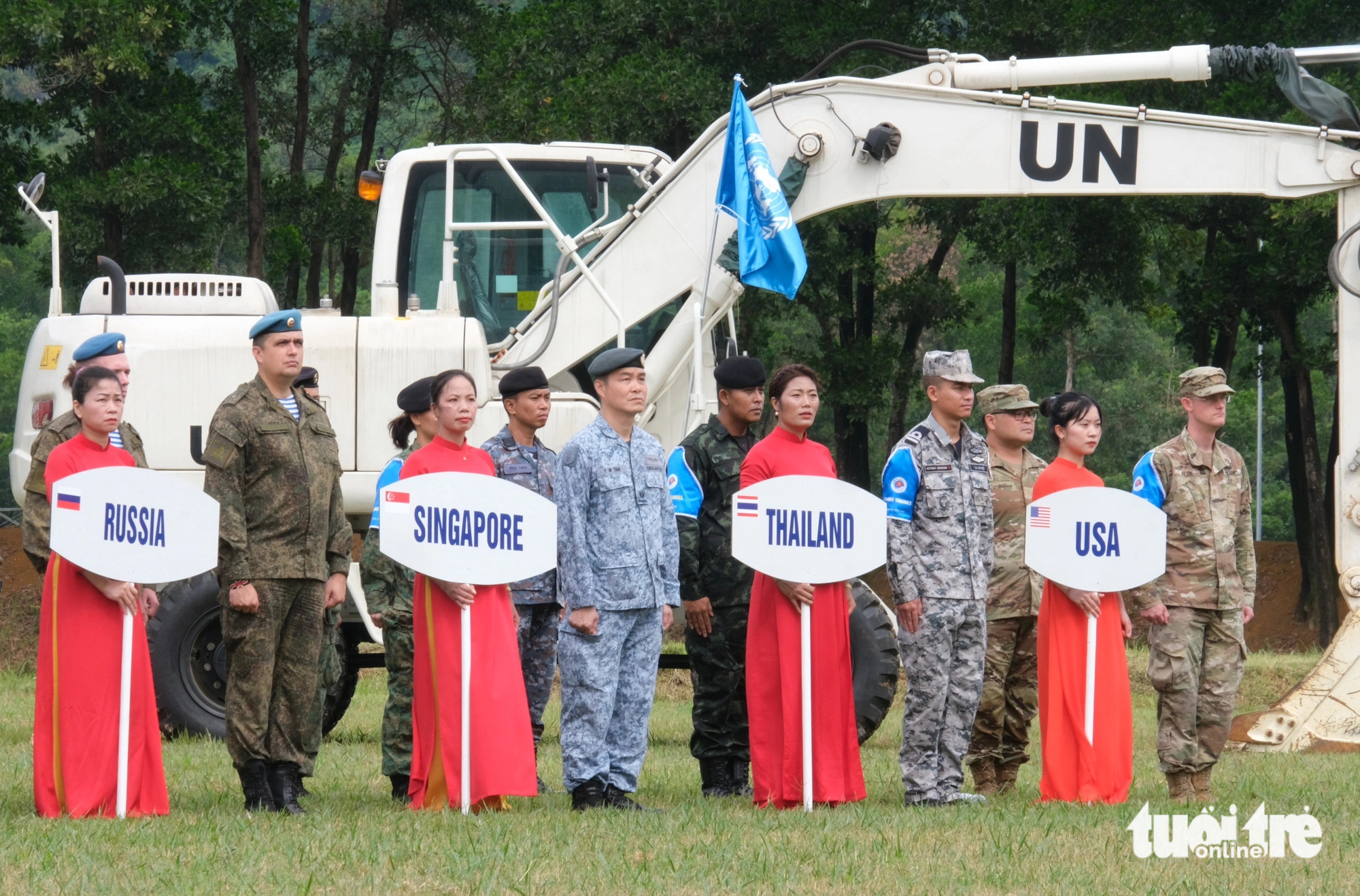 Peacekeeping experts, trainees, and observers from ADMM+ member countries attend the CEPPP opening ceremony, Hanoi, September 13, 2023. Photo: Ha Thanh / Tuoi Tre