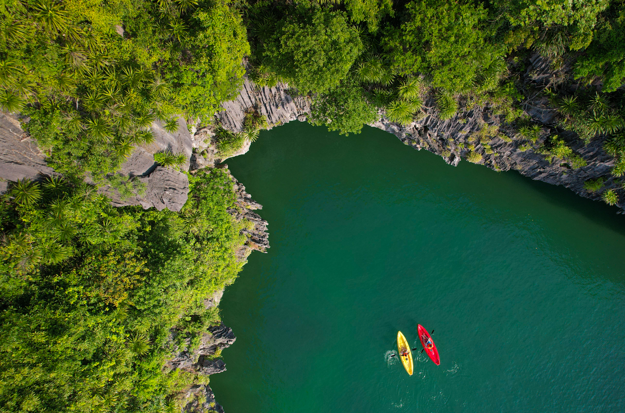 Lan Ha Bay in Cat Ba Archipelago in Hai Phong City, northern Vietnam. Photo: Ngo Tran Hai An / Tuoi Tre