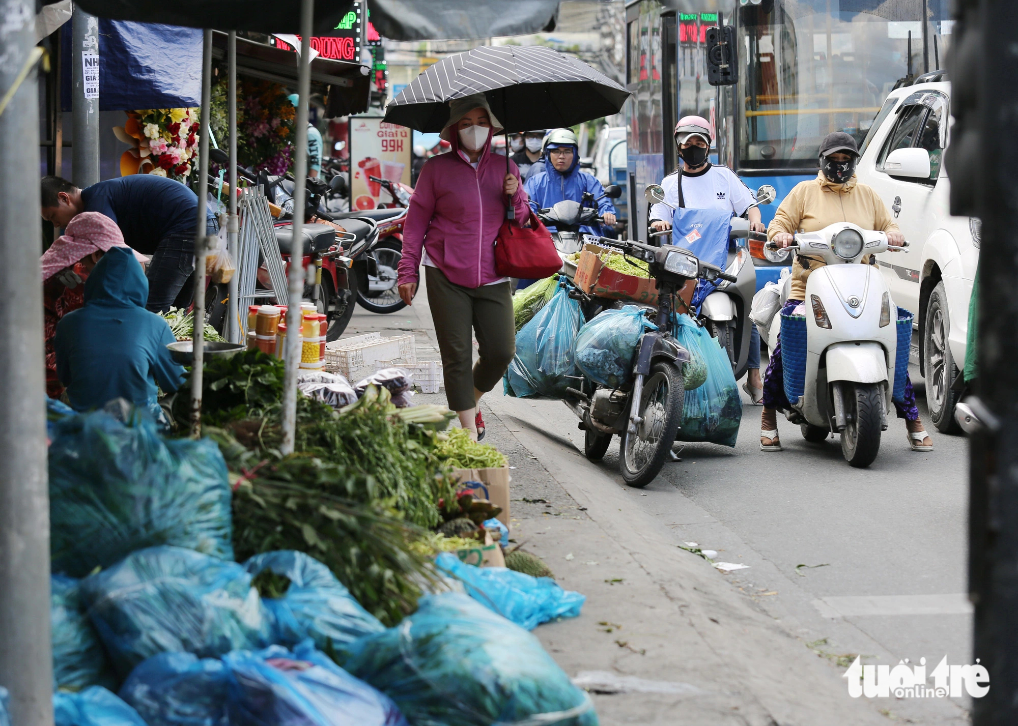 go vap district Ho Chi Minh City dwellers yet to break plastic bag habit