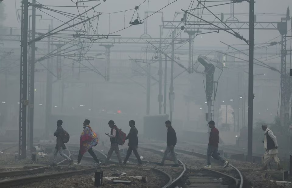 Toxic haze chokes Indian capital- Ảnh 2.