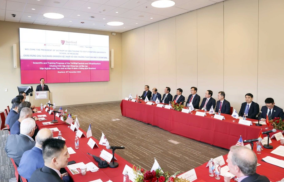 Stanford University admits its first students in 1891, and quickly becomes one of the world’s leading universities. Photo: Vietnam News Agency