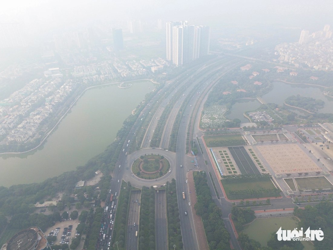 Thang Long Avenue in Hanoi is seen through the grey haze.