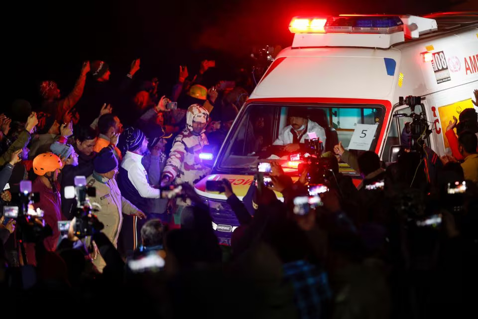 An ambulance carries survivors as rescue operations are underway to rescue trapped workers after a tunnel collapsed, in Uttarkashi in the northern state of Uttarakhand, India, November 28, 2023. Photo: Reuters