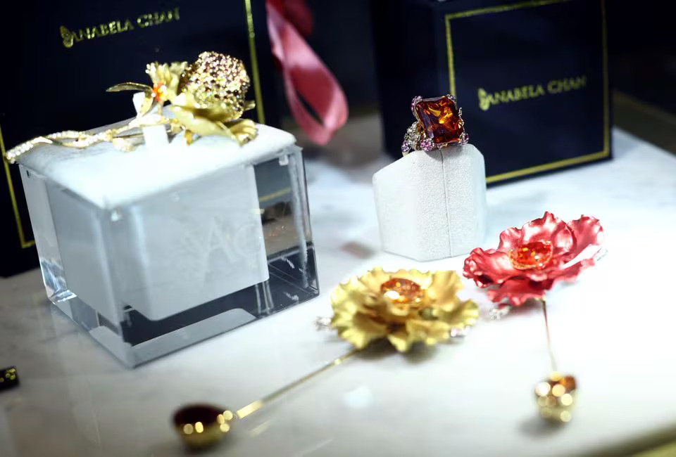 Jewellery produced from recycled and refined aluminium and sustainable lab-grown gemstones by jeweller Anabela Chan are displayed in her boutique in London, Britain, December 13, 2023. Photo: Reuters