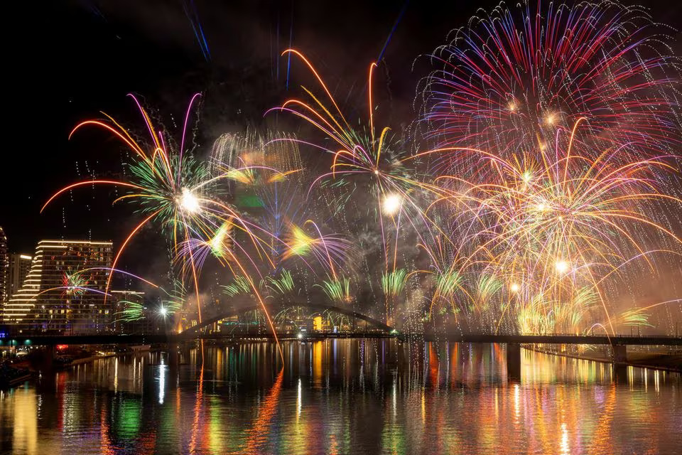Fireworks explode over the Belgrade Waterfront project during the New Year celebrations in Belgrade, Serbia, January 1, 2024. Photo: Reuters