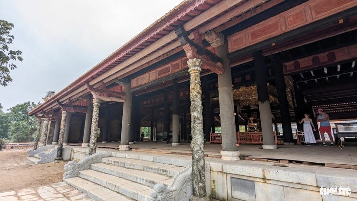 The backyard of Thai Hoa Palace in Thua Thien-Hue Province. Photo: Nhat Linh / Tuoi Tre
