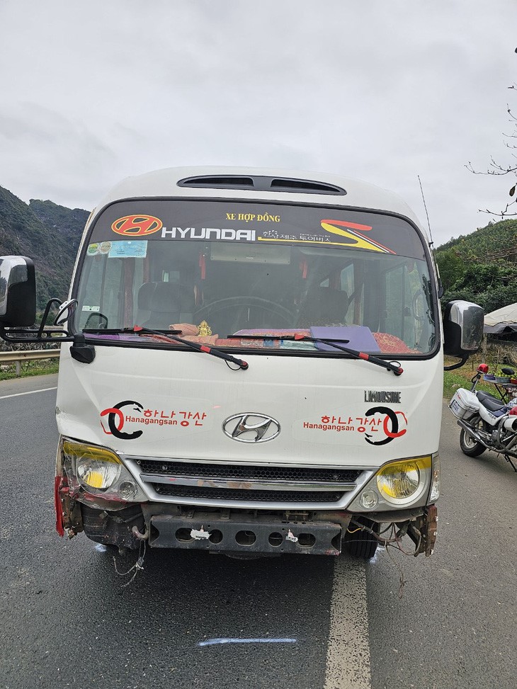 The broken bus. Photo: Supplied