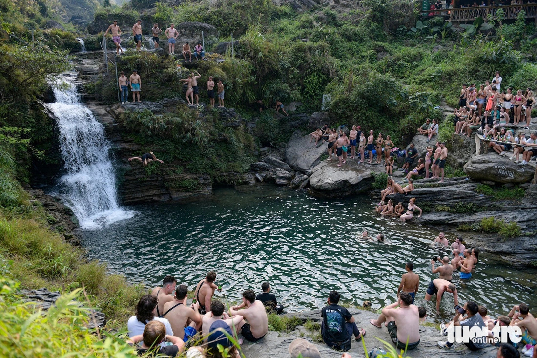 The overall scene of Du Gia waterfall in Du Gia Commune, Yen Minh District, northern Vietnam’s Ha Giang Province. Photo: Nam Tran / Tuoi Tre