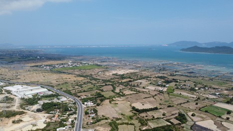 A view of Van Phong Bay in Khanh Hoa Province. Photo: Tran Huong / Tuoi Tre