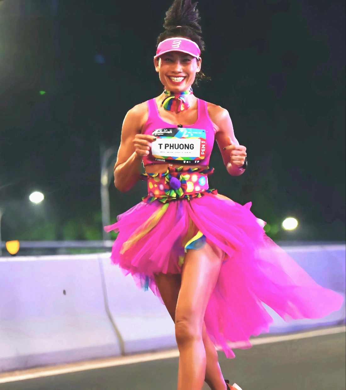 Nguyen Tieu Phuong participates in the Ho Chi Minh City Marathon 2024 in Ho Chi Minh City, January 14, 2024. Photo: NVCC