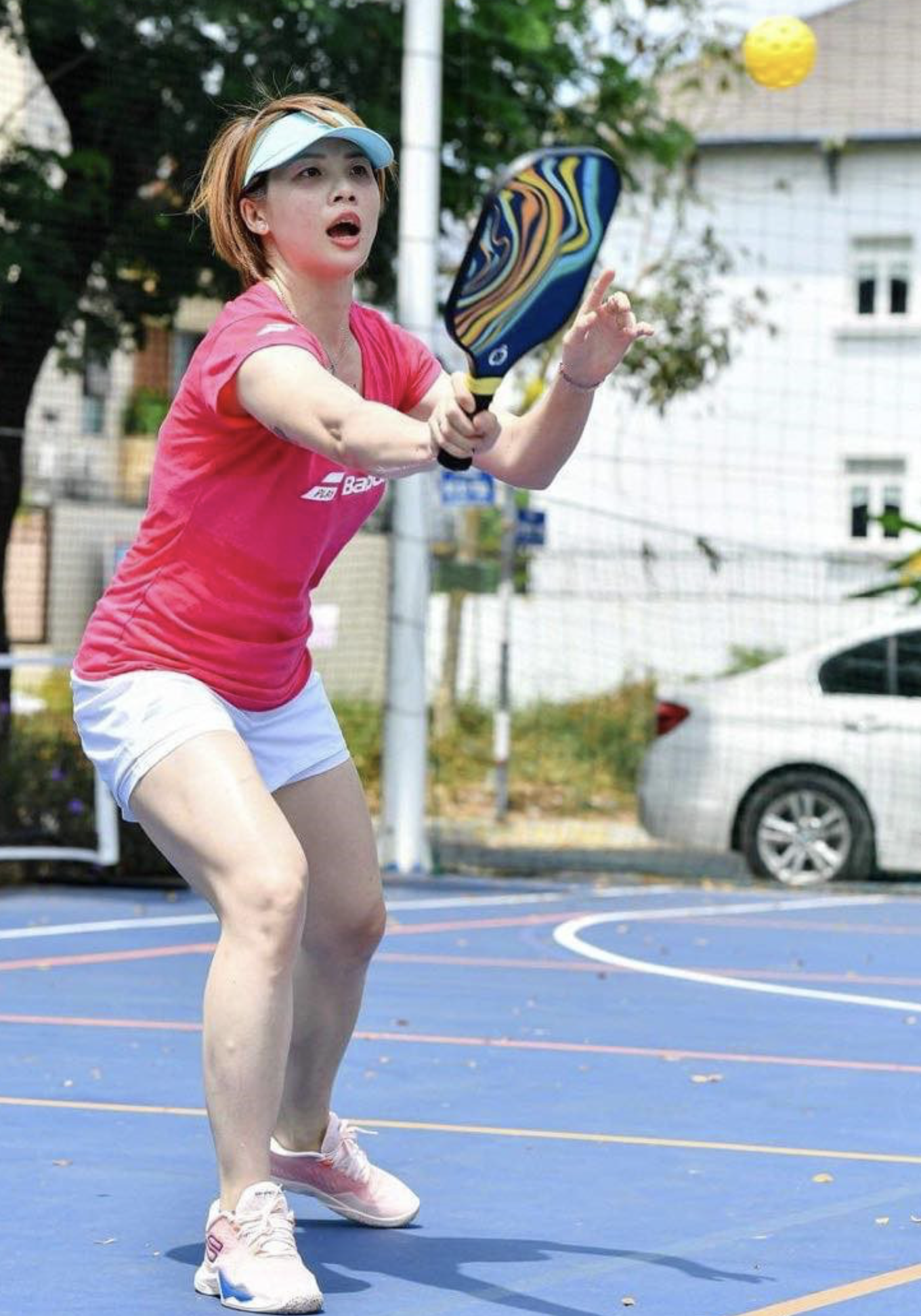 A Vietnamese plays pickleball. Photo: Minh Hoang / Tuoi Tre