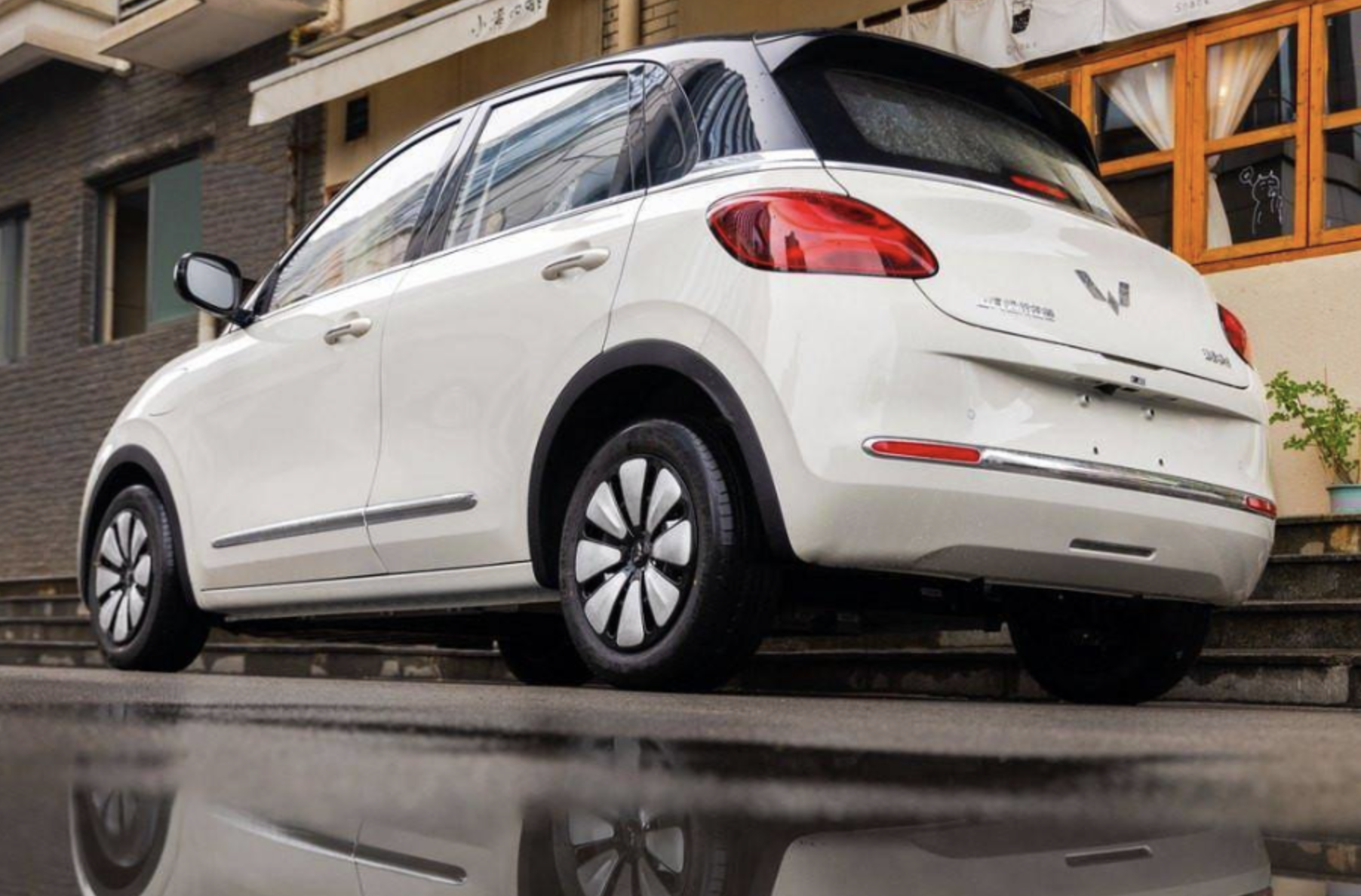 Its engine produces 54 horsepower. Photo: SAIC