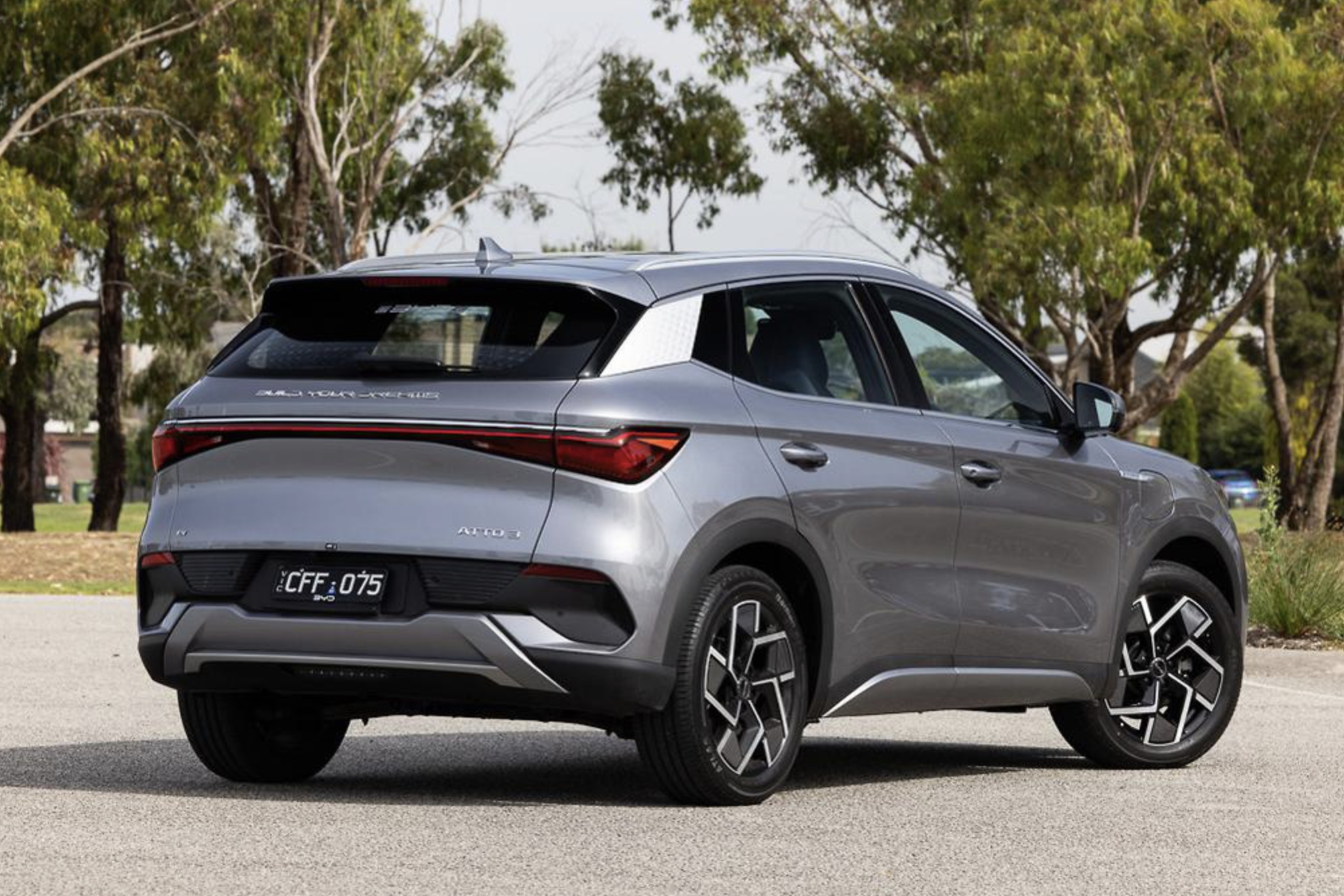 The Atto 3’s engine produces over 200 horsepower. After being charged, the car can travel up to 480 kilometers. Photo: BYD