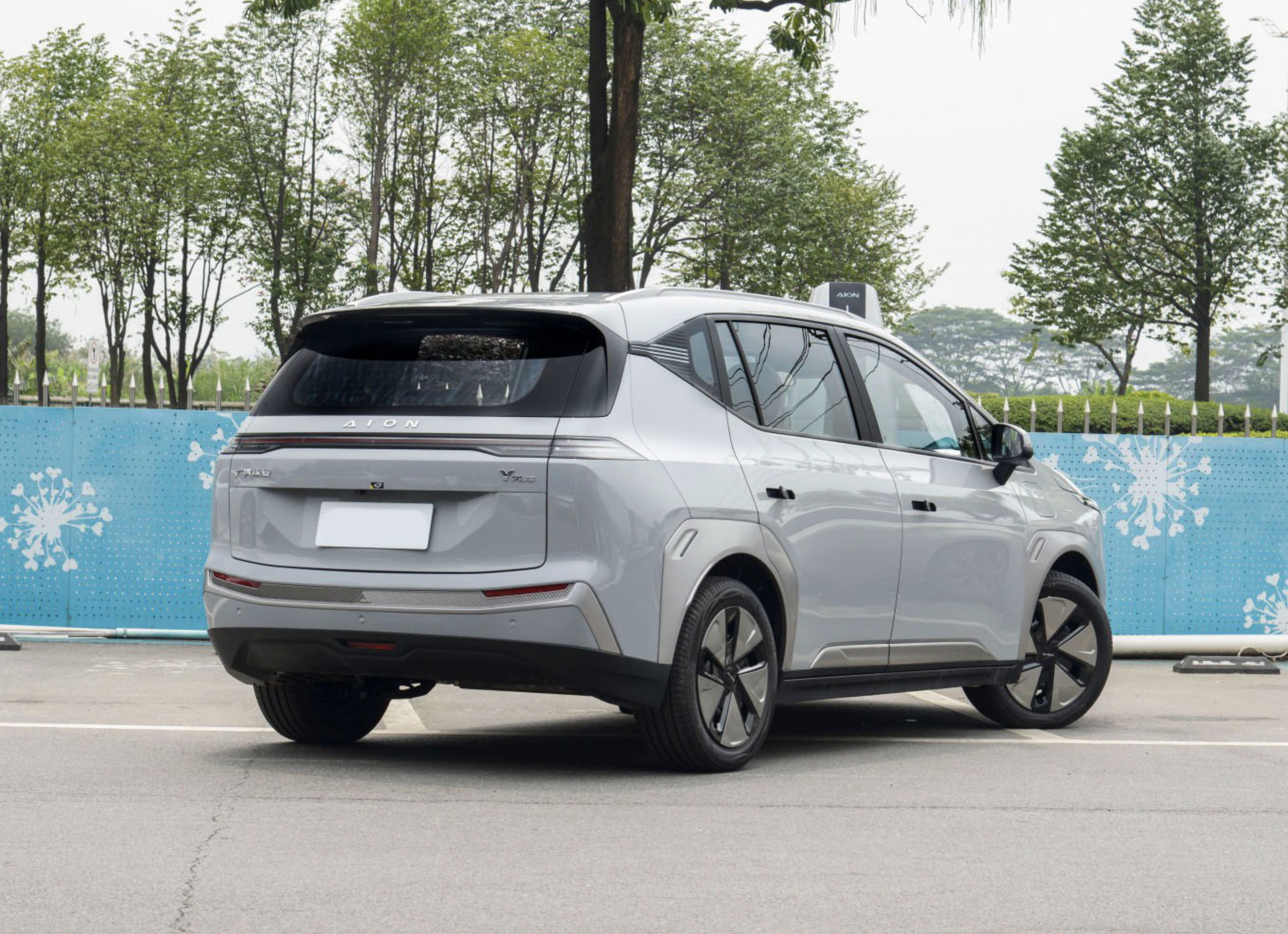 The Aion Y Plus boasts multiple advanced driver assistance systems such as an emergency brake alarm system and smart parking assist. Photo: AION
