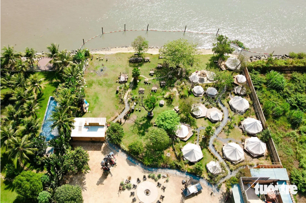 Savora Farm & Glamping, a camping site developed by Savora trading and service company, is also among the glamping sites violating construction order in Thu Duc City, Ho Chi Minh City. Photo: Phuong Nhi / Tuoi Tre