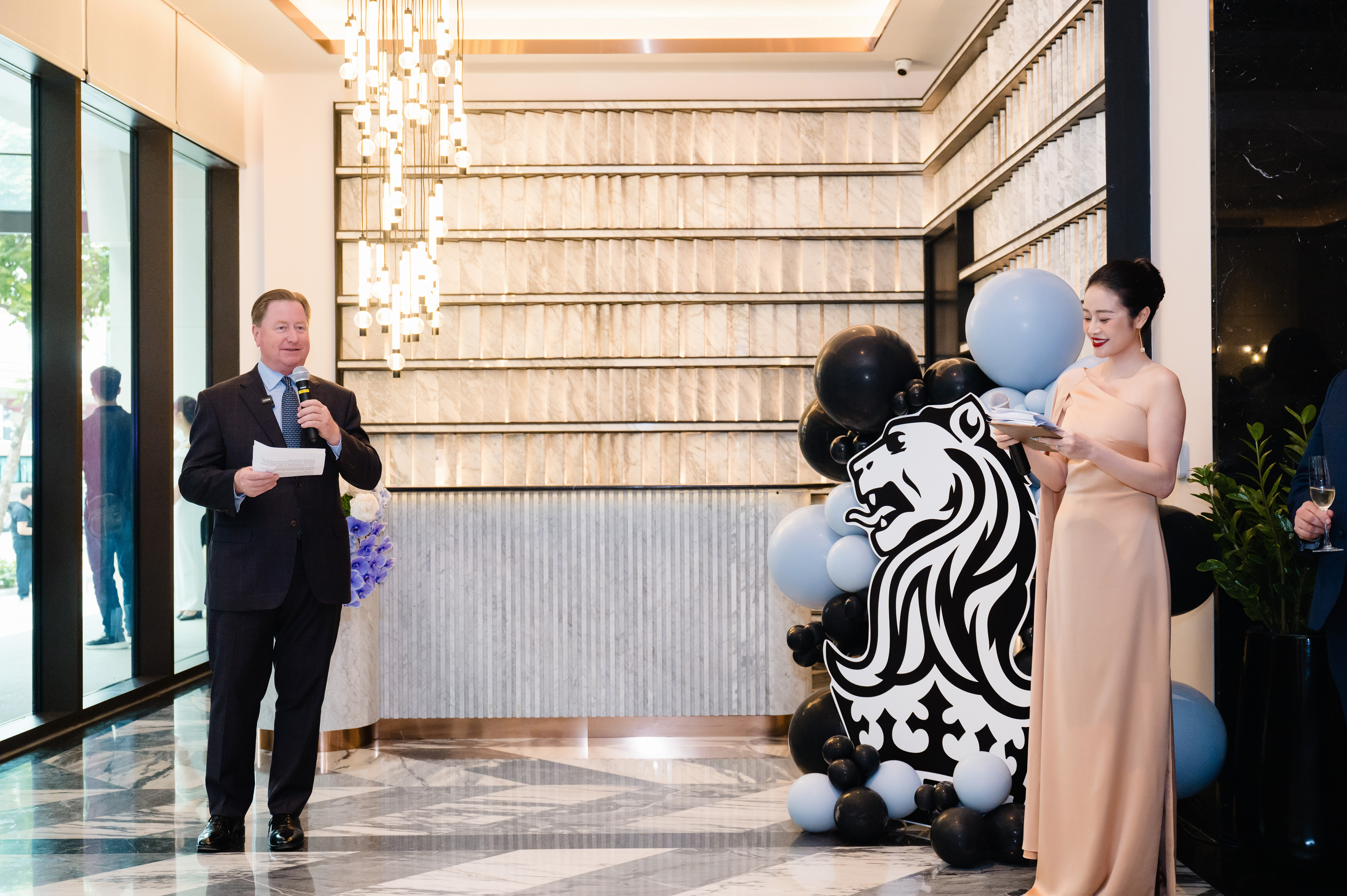 John Hearns, senior vice president of Global Residential Operations at Marriott International, speaks at the event. Photo: Masterise Homes