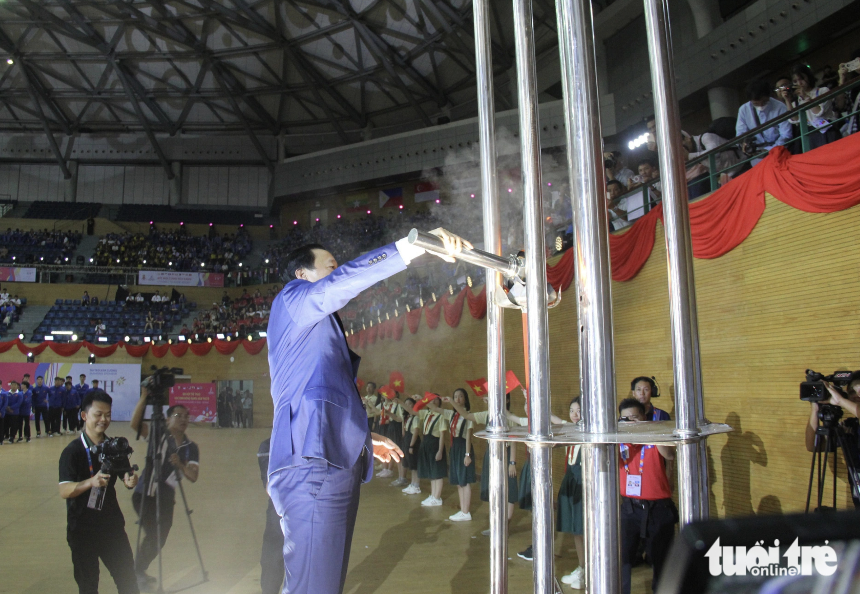 A flame lit at the opening ceremony of the 13th ASEAN Schools Games in Da Nang City, central Vietnam. Photo: Doan Nhan / Tuoi Tre