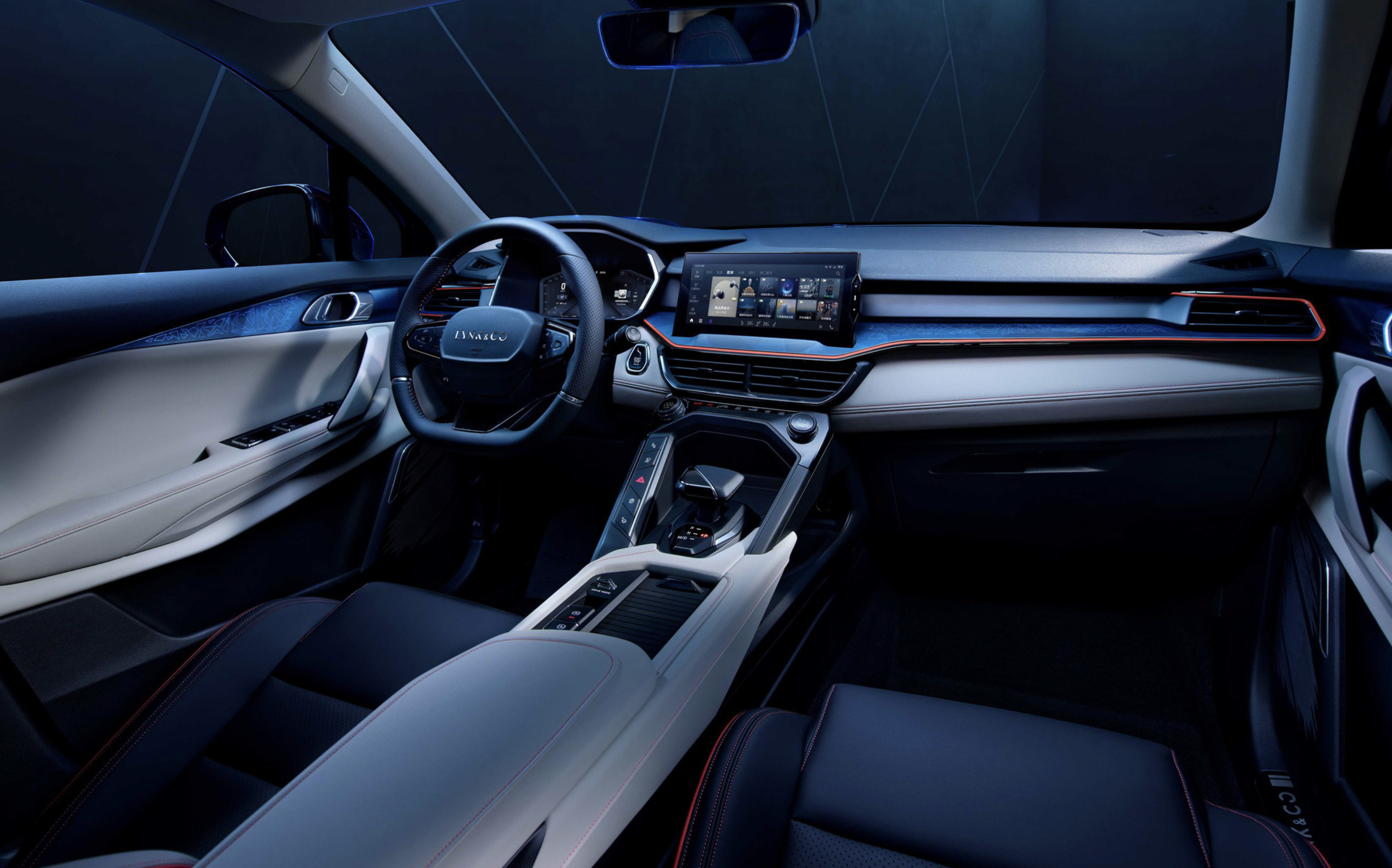 The simple but modern interior of the Lynk & Co 06. Photo: Lynk & Co