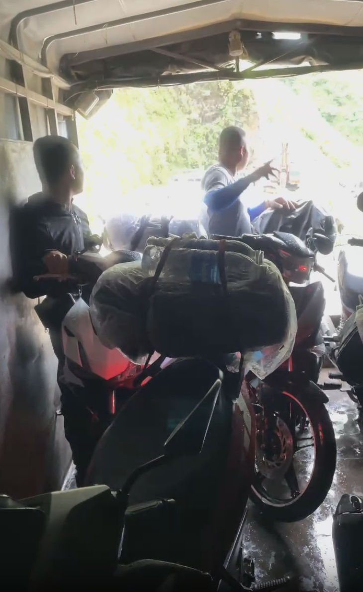This image shows the trunk of a truck that helped transport the six tourist foreigners and their tour guide, along with all their motorbikes, out of the area of land and rock slides on the Ma Pi Leng Pass in northern Vietnam’s Ha Giang Province on June 9, 2024. Photo: Tran Van Quan