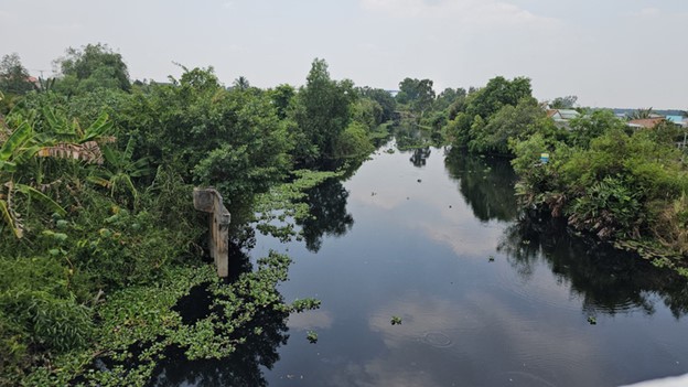 Police bust massive fake fertilizer production ring in southern Vietnam
- Ảnh 1.