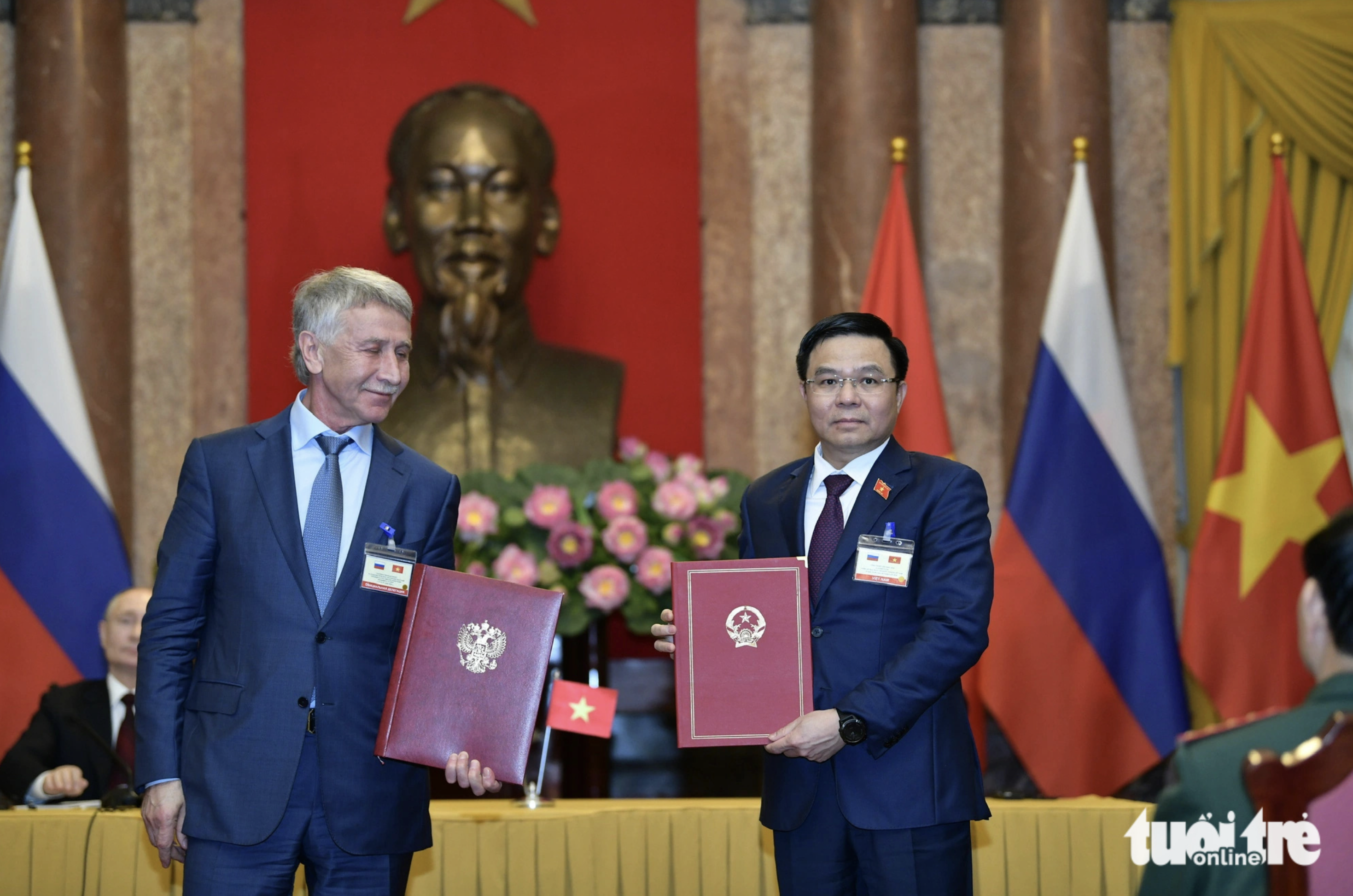 Several deals were signed during Russian President Putin’s visit to Vietnam on June 20, 2024. Photo: Nam Tran / Tuoi Tre