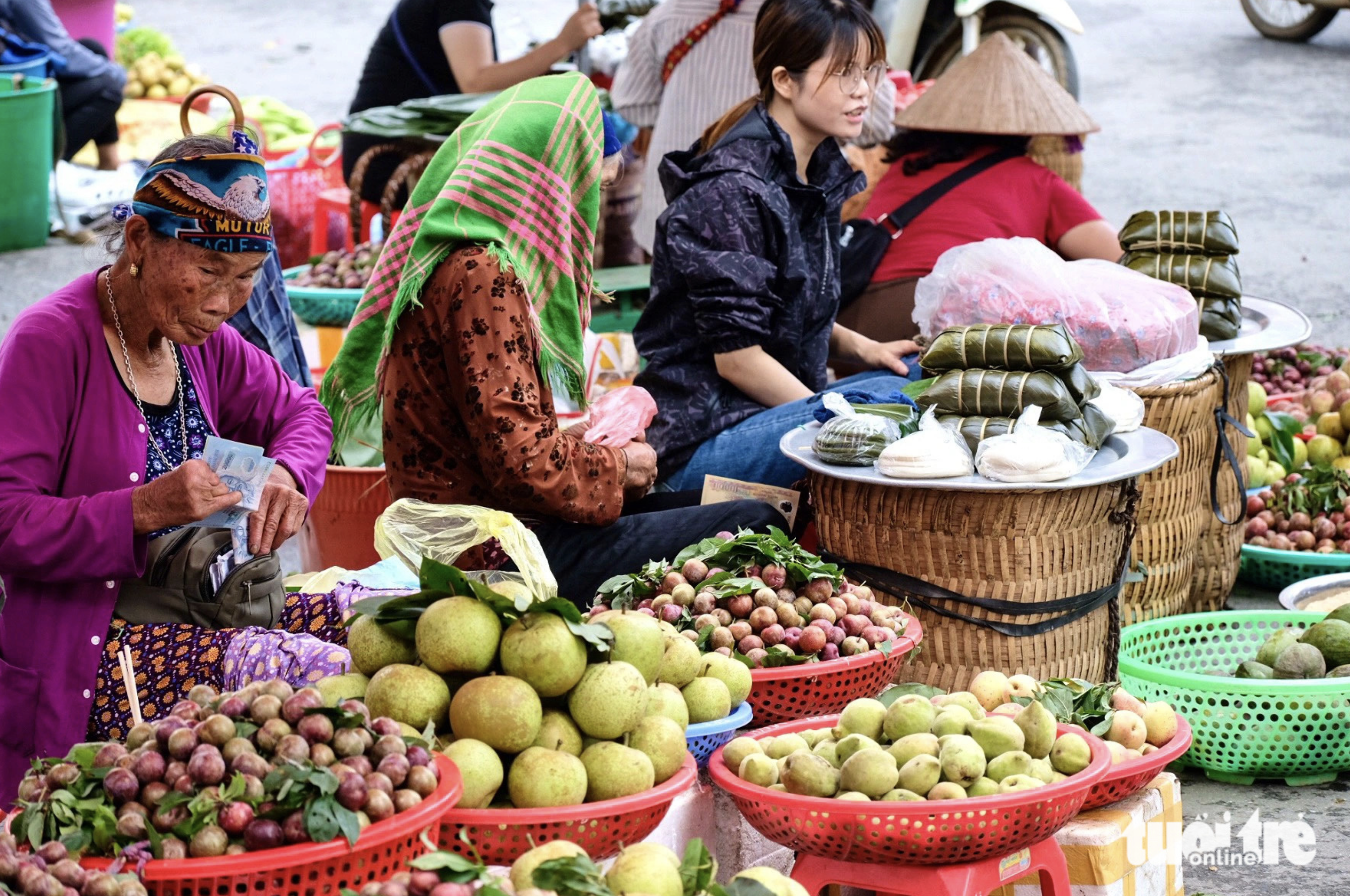 Bac Ha Market in Lao Cai Province sells a wide array of items, mainly farm produce.