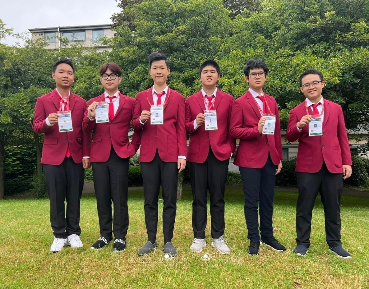 Usa Math Team Vietnam bags 5 medals at 2024 International Mathematical Olympiad
