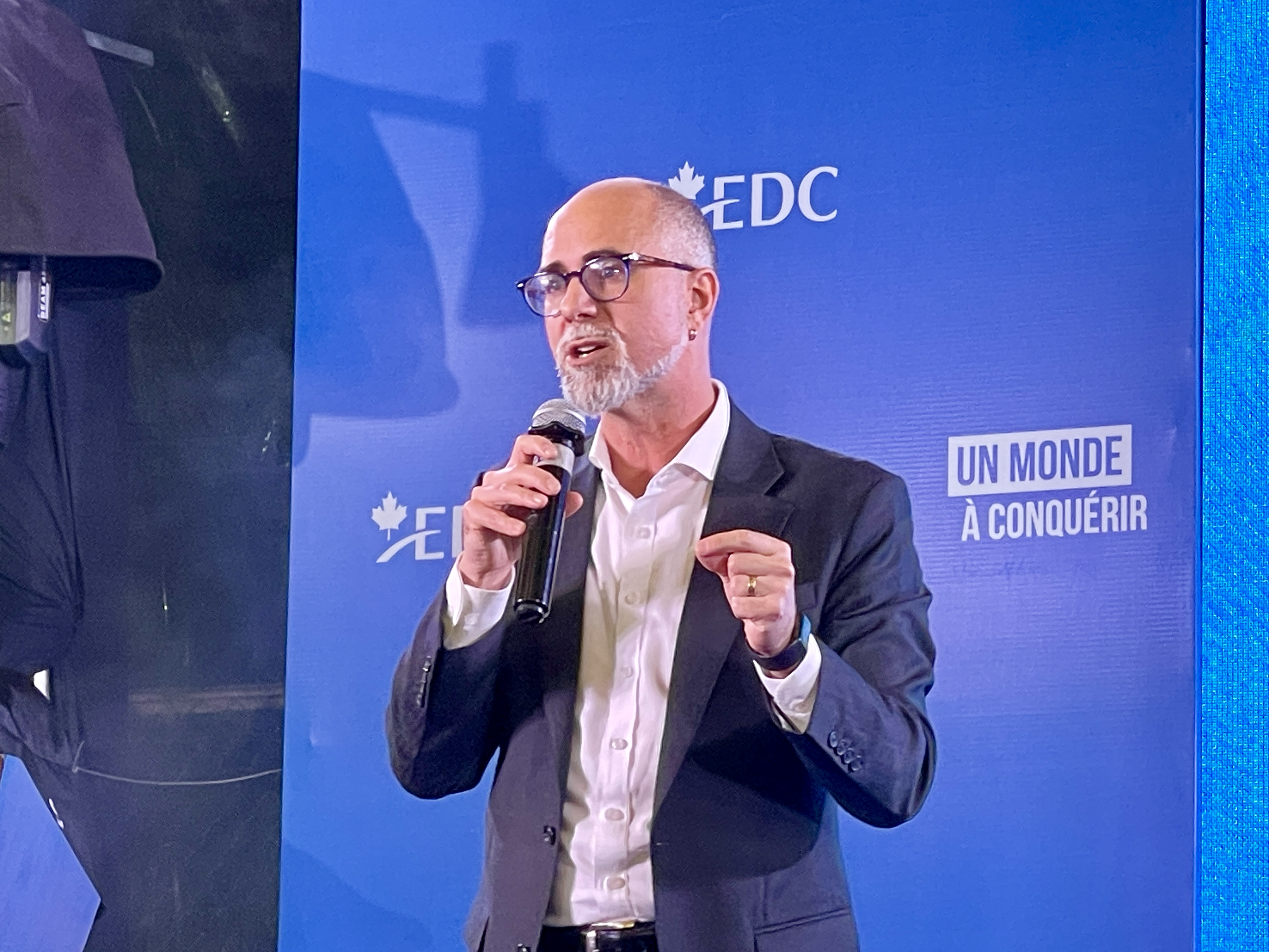 Ambassador of Canada to Vietnam Shawn Steil gives his remarks at the ceremony to launch EDC’s representative office in Ho Chi Minh City on November 28, 2024. Photo: Dong Nguyen / Tuoi Tre News