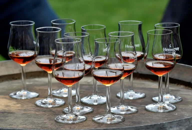 China spares major cognac makers from EU brandy dumping duties - Ảnh 5.
