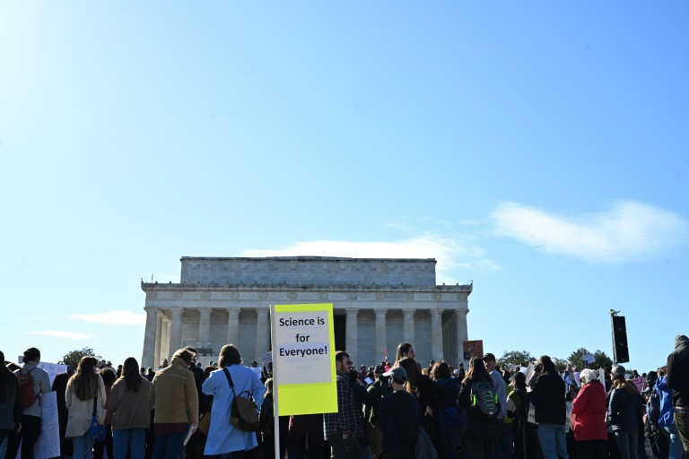 Demonstrators take part in a 'Stand Up For Science' rally at the Lincoln Memorial in Washington, DC, on March 7, 2025. Photo: AFP