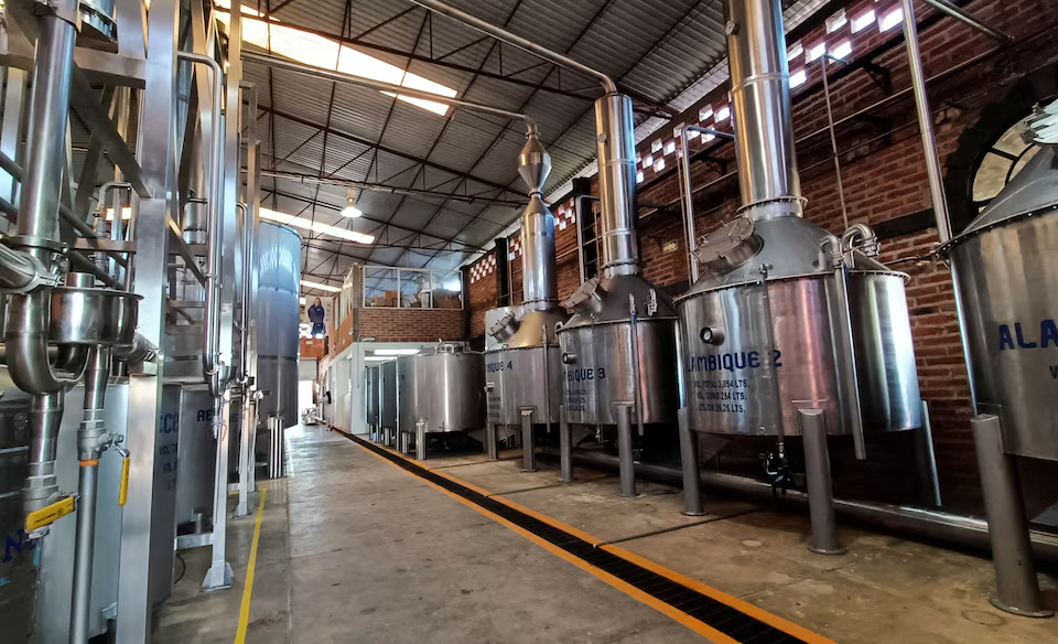 Tequila stills at Azteca Wines and Spirits, a 100% woman-staffed distillery, as U.S. President Donald Trump plans to impose a 25% import tax, in Valle de Guadalupe, Jalisco, Mexico, February 10, 2025. Photo: Reuters