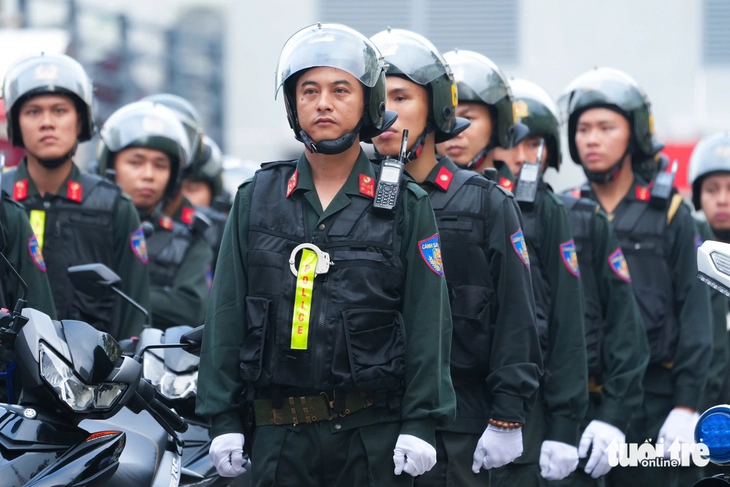 Mobile police officers of the Ho Chi Minh City Police. Photo: Huu Hanh / Tuoi Tre