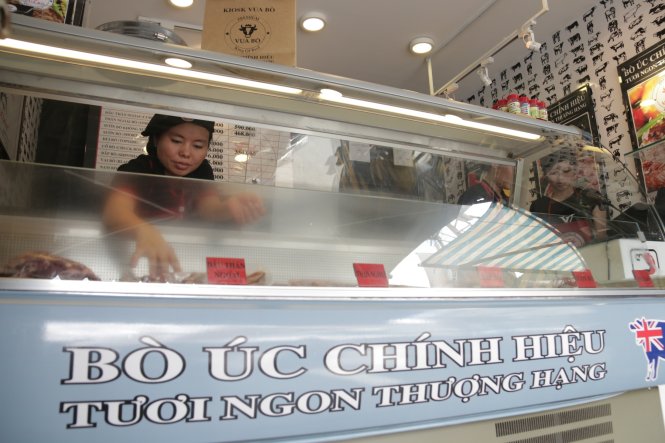 Một cửa hàng bán thịt bò Úc trên đường Nguyễn Hữu Cầu (Q.1, TP.HCM) - Ảnh: Tiến Long