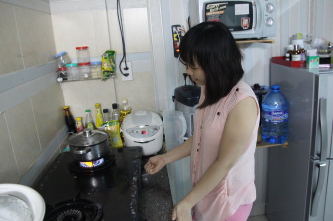 Với những căn nhà ở xã hội chỉ 100-150 triệu đồng, mỗi tháng người lao động chỉ phải trả góp 1-2 triệu đồng, bằng với tiền thuê trọ nhưng sẽ được sở hữu nhà. Trong ảnh: bên trong một căn nhà ở xã hội tại Hòa Lợi, TP Thủ Dầu Một, Bình Dương. ẢNH: BÁ SƠN.