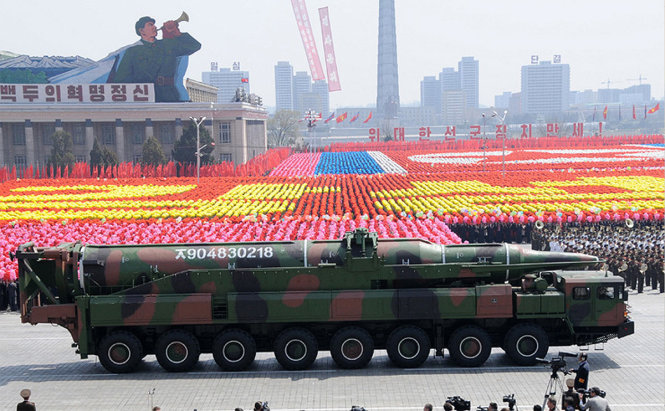 Tên lửa KN-08 của Triều Tiên - Ảnh: militaryrussia.ru