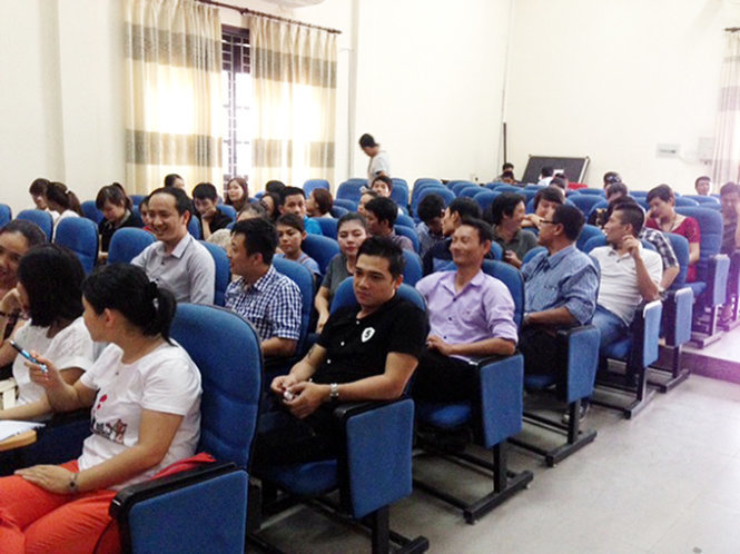 Nhiều cán bộ hợp đồng của Học viện Âm nhạc Huế lo lắng vì có thể nghỉ không lương vài tháng - Ảnh: Sơn Đại
