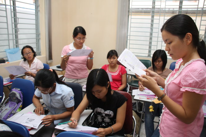 Một tiết học của sinh viên Trường ĐH Sư phạm TP.HCM, đào tạo giáo viên để chuẩn bị cho việc đổi mới giáo dục là một trong những nhiệm vụ quan trọng của các trường sư phạm Ảnh: NHƯ HÙNG