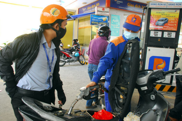9 tháng: Petrolimex lãi hơn 2.100 tỷ đồng - Ảnh: H.T.V.