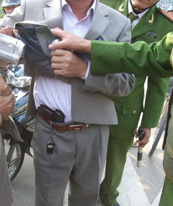 DvgFk27B.jpg