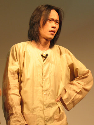 cYsQ22r5.jpg