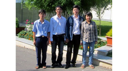 eRuF5RX3.jpg