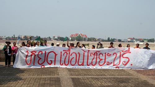 QYHb1lgb.jpg